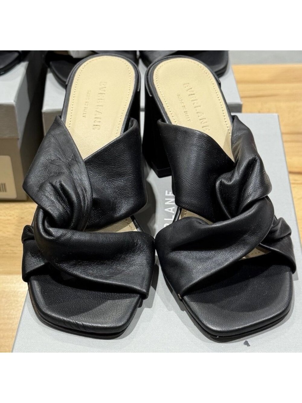 Everlane The Day Twist Heel Sandals size 6 Black Slip-on Leather Block Heel